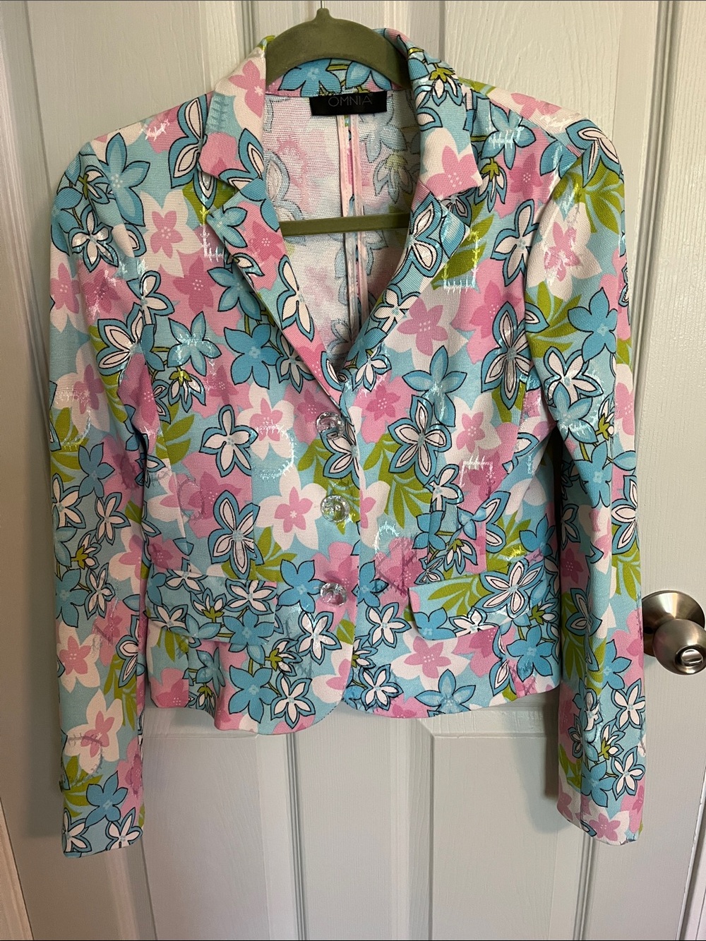 OMNIA Floral Notch-Collar Blazer in Pink & Blue